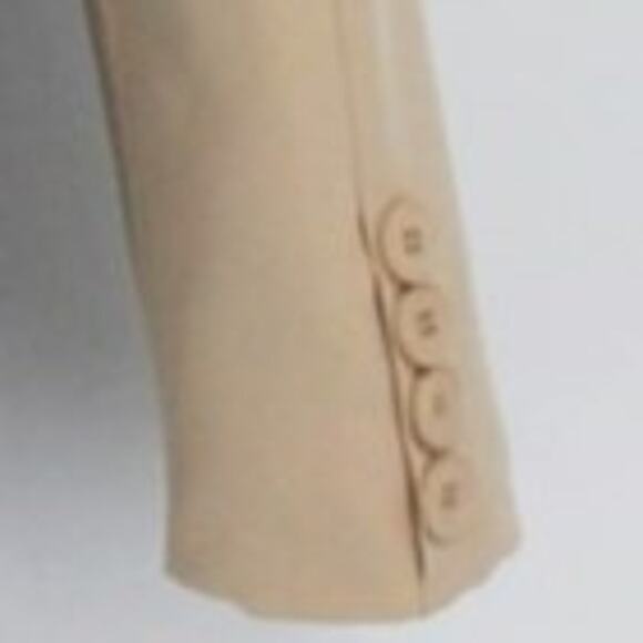 Nasty Gal Keep Up the Work Shoulder Pad Cropped Blazer in Natural Size 8 - Picture 7 of 8